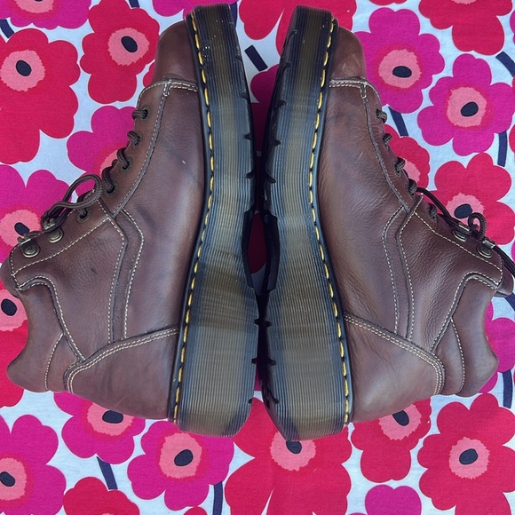 🏴󠁧󠁢󠁥󠁮󠁧󠁿 Vintage Dr. Martens MIE Chunky Lace Up Platform Ankle Boots UK 7 - Picture 10 of 17